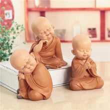 Charger l'image dans la galerie, Little Monk Figurines