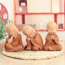 Charger l'image dans la galerie, Little Monk Figurines
