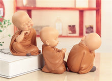 Charger l'image dans la galerie, Little Monk Figurines