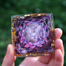 Charger l'image dans la galerie, Amethyst Sphere Amethyst Pyramid