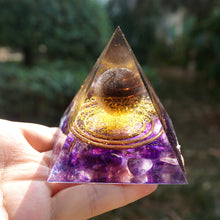 Charger l'image dans la galerie, Smoky Sphere Amethyst Pyramid