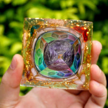 Charger l'image dans la galerie, Amethyst Sphere Blue Red Quartz Chakra Pyramid