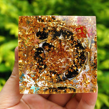 Charger l'image dans la galerie, Tiger Eye Sphere Obsidian Chakra Pyramid