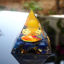 Charger l'image dans la galerie, Yellow Agate Sphere Kyanite Tree Of Life Pyramid