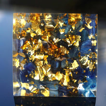 Charger l'image dans la galerie, Yellow Agate Sphere Kyanite Tree Of Life Pyramid