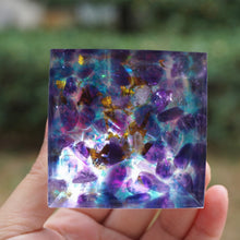 Charger l'image dans la galerie, Crystal Point Blue Quartz Pyramid