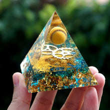 Charger l'image dans la galerie, Tiger Eye Sphere Blue Quartz Gear Pyramid