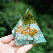 Charger l'image dans la galerie, Peridot Amazonite Tree Of Life Pyramid