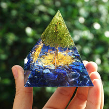 Charger l'image dans la galerie, Peridot Lapis Lazuli Tree Of Life Pyramid