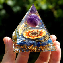 Charger l'image dans la galerie, Amethyst Sphere Kyanite Gear Pyramid