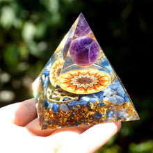 Charger l'image dans la galerie, Amethyst Sphere Kyanite Gear Pyramid