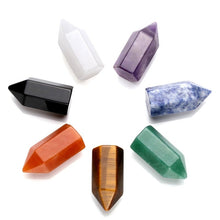 Charger l'image dans la galerie, 7 Chakra Mini Crystal Points