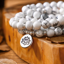 Charger l'image dans la galerie, Howlite Mala Bracelet