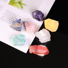 Charger l'image dans la galerie, Unpolished Natural Crystal Stones (1 Set)