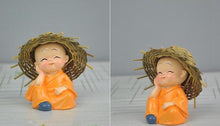 Charger l'image dans la galerie, Small Monk Figurines (4 Pcs)