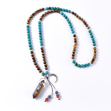 Charger l'image dans la galerie, Tiger Eye With Moon Pendant Necklace