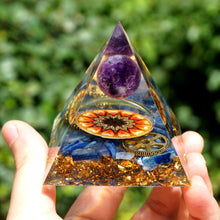 Charger l'image dans la galerie, Amethyst Sphere Kyanite Gear Pyramid