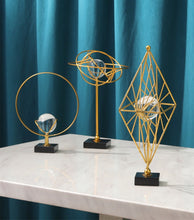 Charger l'image dans la galerie, Metal Crystal Ball Ornaments