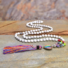 Charger l'image dans la galerie, Howlite Chakra Mala