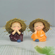 Charger l'image dans la galerie, Small Monk Figurines (4 Pcs)