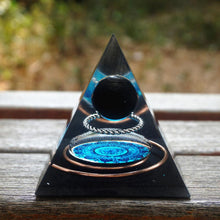 Charger l&#39;image dans la galerie, Obsidian Sphere Silver Ring Pyramid

