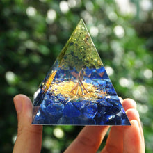 Load image into Gallery viewer, Peridot Lapis Lazuli Tree Of Life Pyramid
