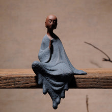 Charger l&#39;image dans la galerie, Purple Clay Monk Figurines
