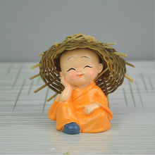 Charger l&#39;image dans la galerie, Small Monk Figurines (4 Pcs)

